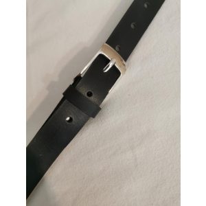 Nói öv szögletes csattal