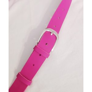 Női öv ívelt csattal